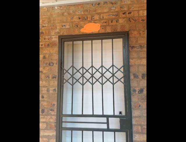 2 BEDROOM APARTMENT FOR SALE IN CLAYVILLE